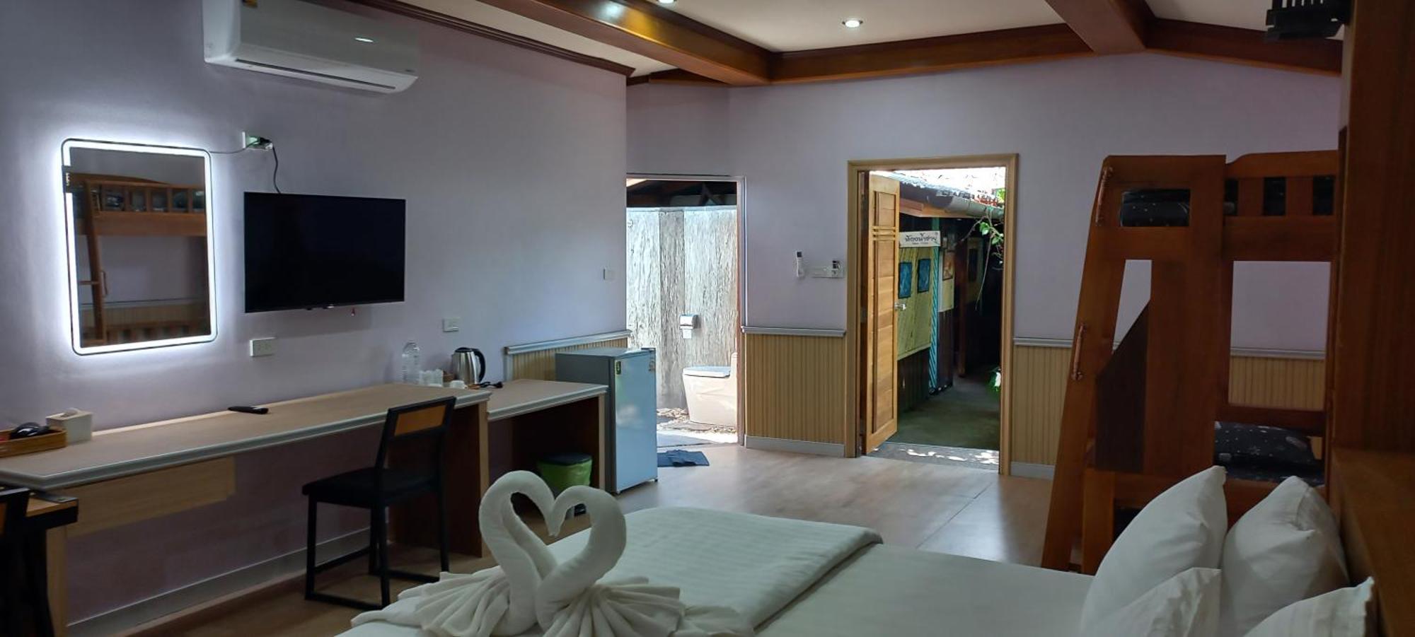 Mangrove House Lanta Old Town Hotel Koh Lanta Exterior photo